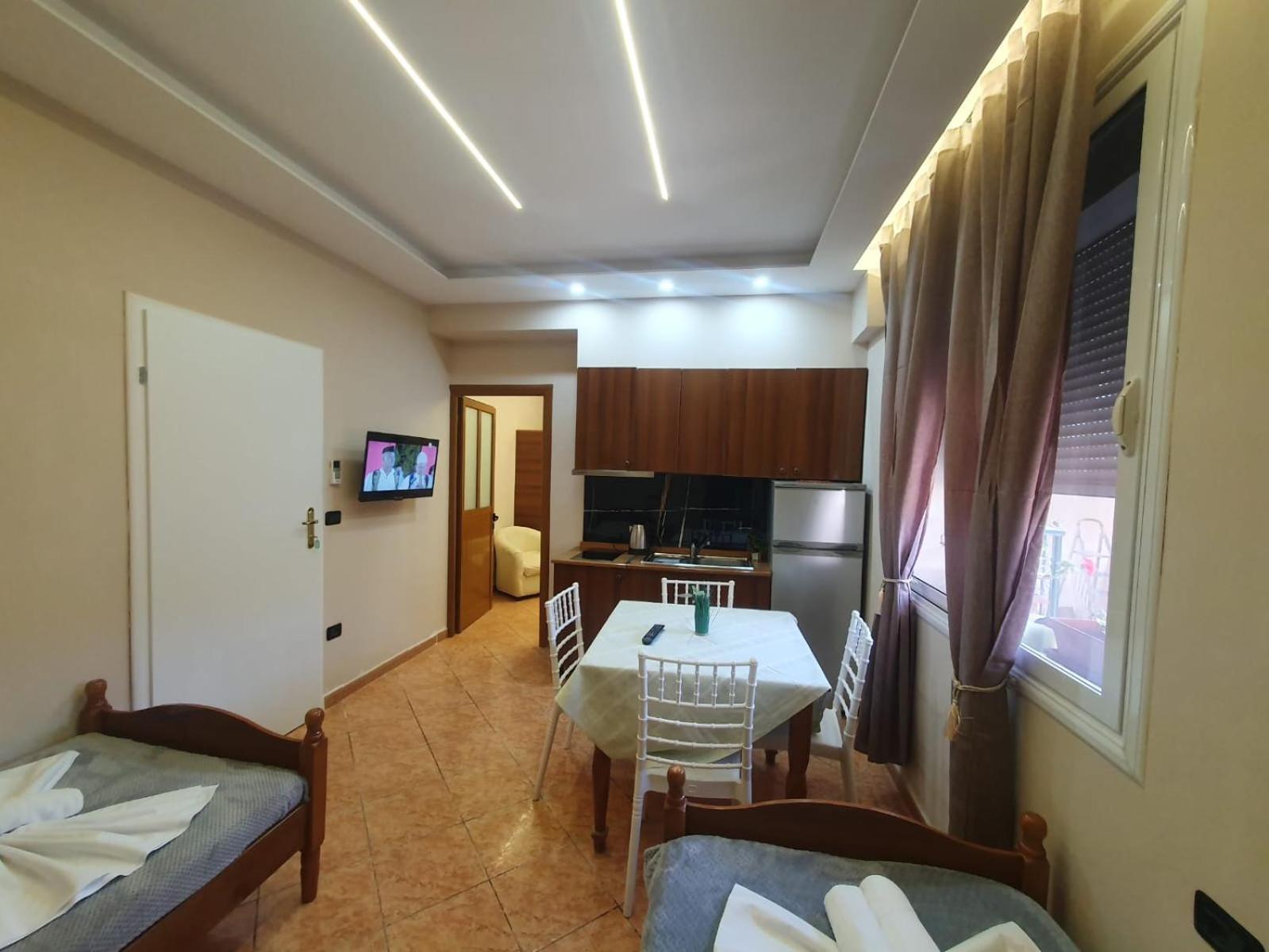 L&G Hotel Vlorë Exterior foto